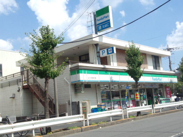 コンビニ　ファミリーマート 草加谷塚店（コンビニ）まで342m