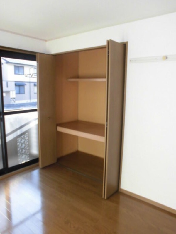 収納　図面と現状に相違がある場合には現状を優先