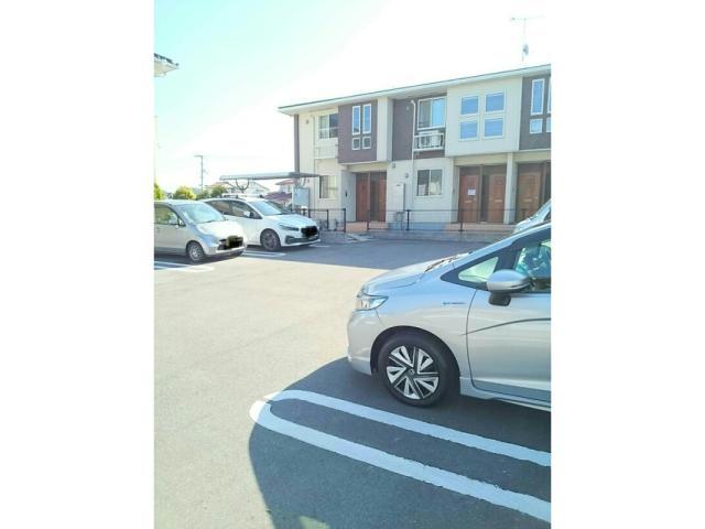 駐車場　駐車場