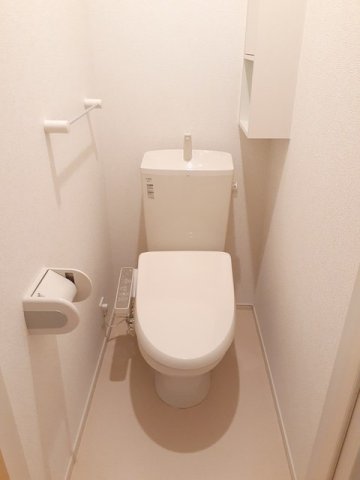 トイレ　ゆったりとした空間のトイレです