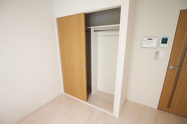 収納　別号室の写真となります