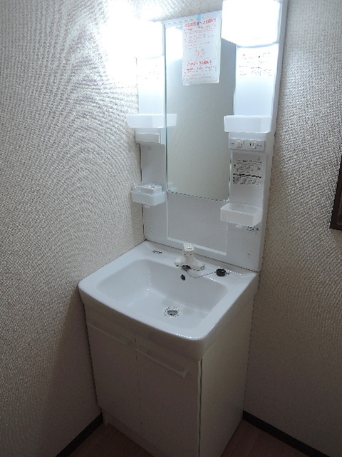 洗面設備　忙しい朝に嬉しいシャンプードレッサー