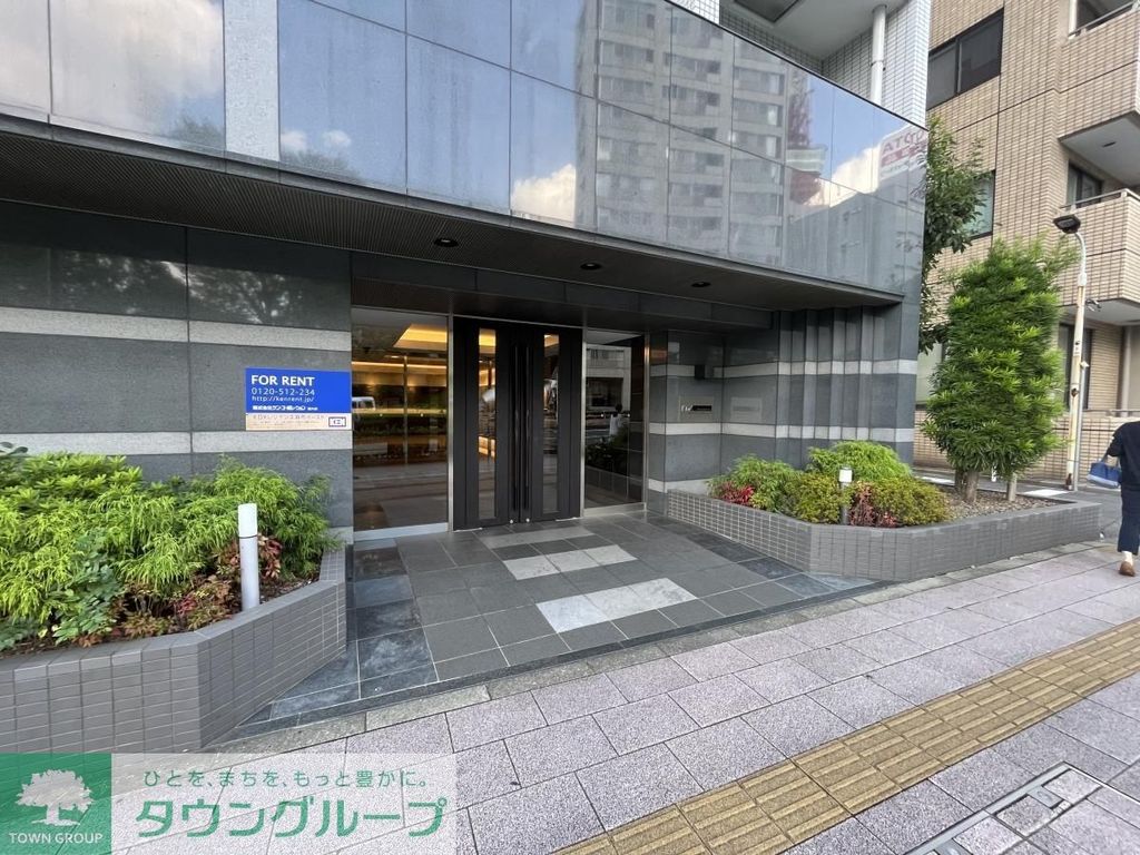 エントランス　部屋探しは株式会社　タウンハウジング　までお気軽にお問合せ…