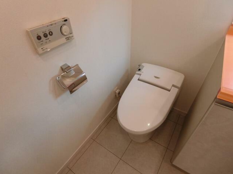 トイレ　参考写真
