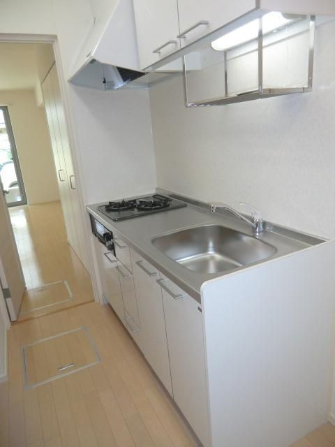 キッチン　※別部屋参考写真