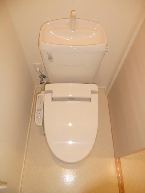 トイレ　※別部屋参考写真