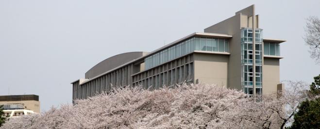 高校・高専　私立雙葉中学校・高等学校（高校・高専）まで705m