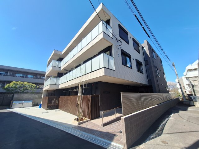 建物外観　シニア向け賃貸住宅ヘーベルVillage