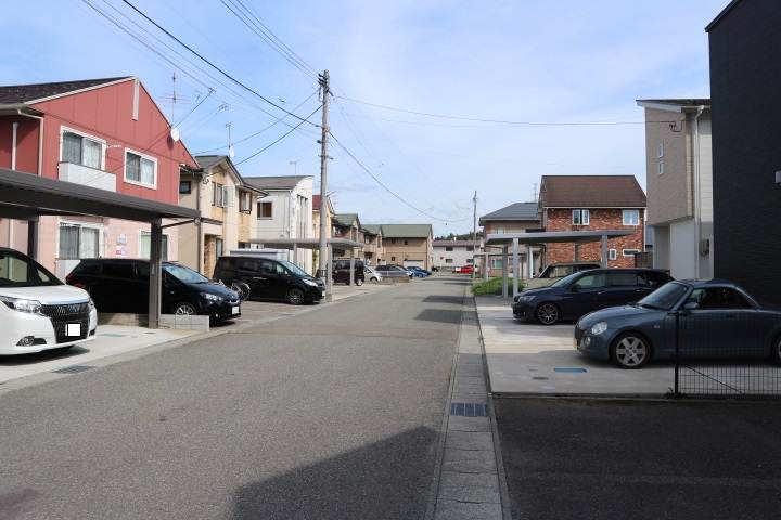 その他　前面道路（その他）まで0m