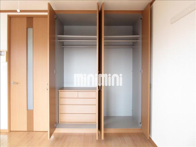 収納　使いやすいクローゼットです。