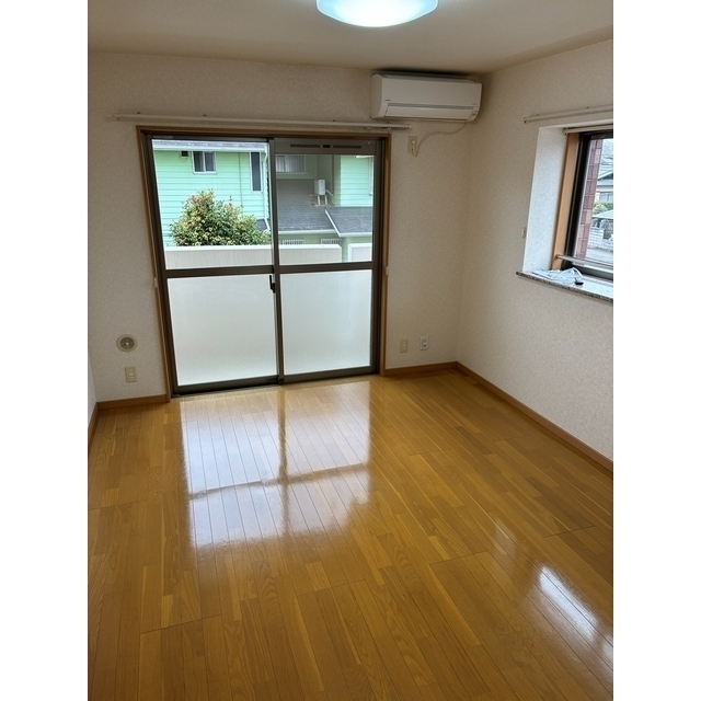 居室・リビング　別部屋のお写真です。