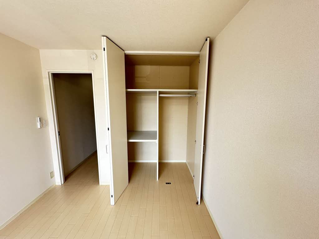 その他部屋・スペース　扉付きクローゼットです。