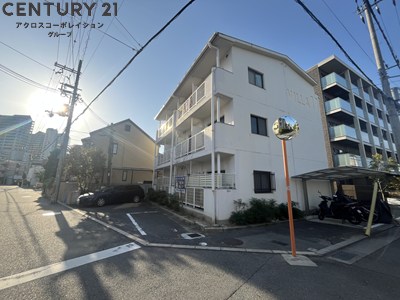 建物外観　居住者専用のごみ置き場があります♪