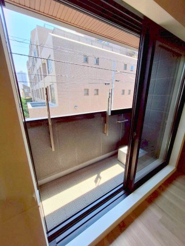 バルコニー　バルコニー