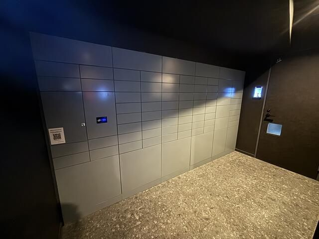 ロビー　建物の内部です