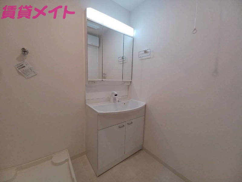 洗面設備　同物件別部屋参考写真