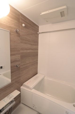 バス・シャワールーム　※他部屋参考写真