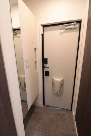 玄関　※他部屋参考写真