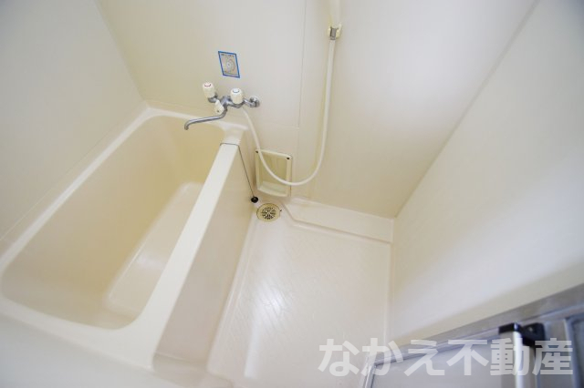 バス・シャワールーム　ゆったり過ごせるお風呂です