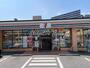 コンビニ　セブン-イレブン 新横浜１丁目店（コンビニ）まで731m