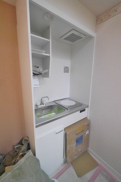 キッチン　新築当時のお写真です
