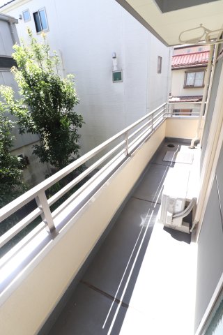 バルコニー　同間取り別部屋の参考写真です。
