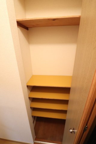 収納　同間取り別部屋の参考写真です。
