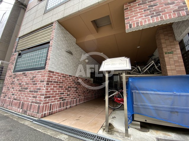 エントランス　ベルメゾン天満　エントランス