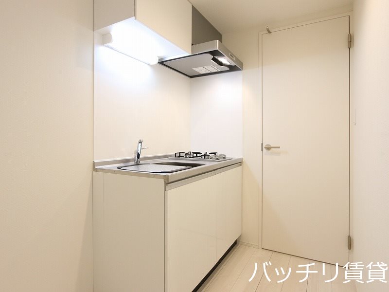 キッチン　別号室タイプの為、現状を優先致します。