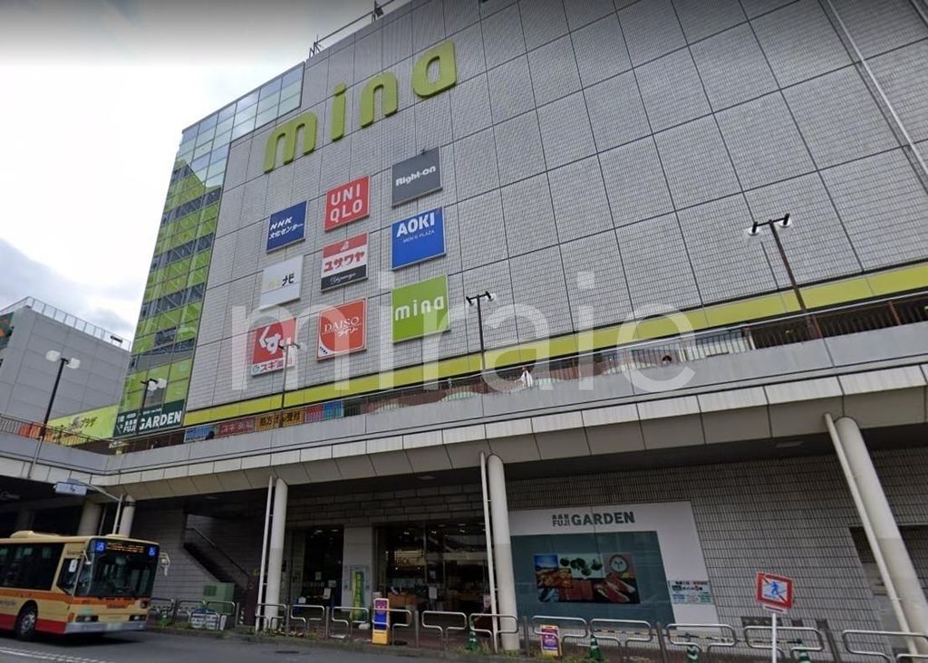 ショッピングセンター　ミーナ町田（ショッピングセンター）まで390m