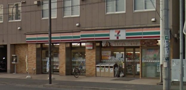 コンビニ　セブンイレブン川崎塩浜店（コンビニ）まで309m