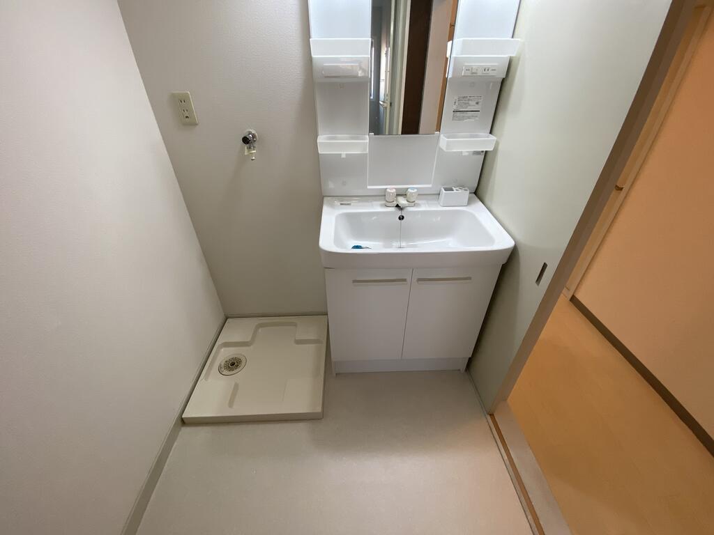 洗面設備　同仕様写真