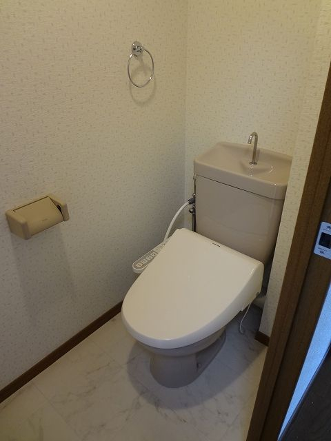 トイレ　イメージ