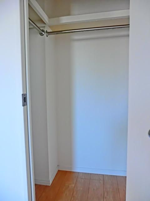 収納　ウォークインクローゼット