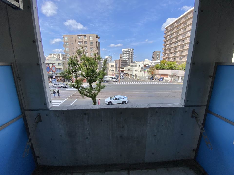バルコニー