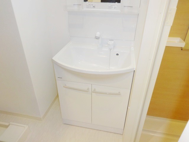 洗面設備　洗面所だってピカピカ！気持ちよくお使いいただけます◎