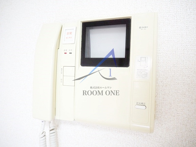 セキュリティ　モニター付インターホンです。