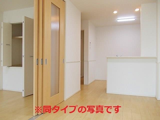 居室・リビング　※同タイプ