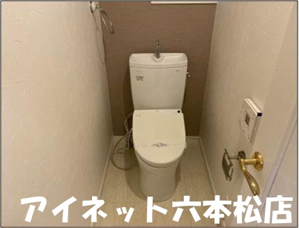 トイレ　落ち着く空間ですね。
