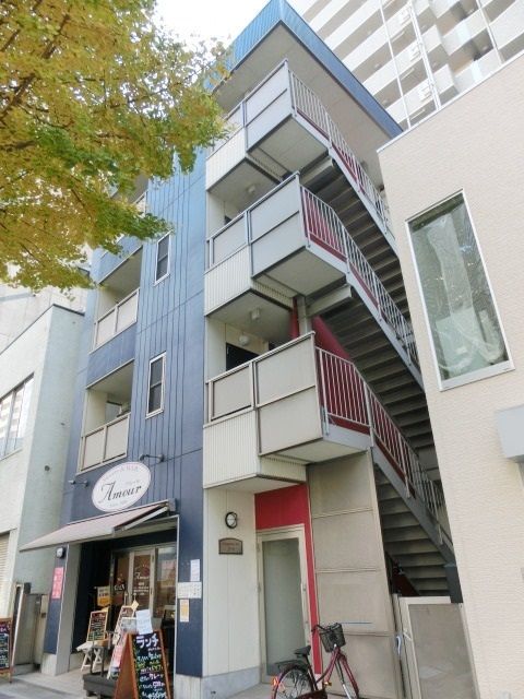 建物外観　千葉中央駅・本千葉駅まで徒歩圏内です。