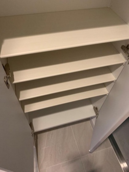玄関　※別部屋の写真です