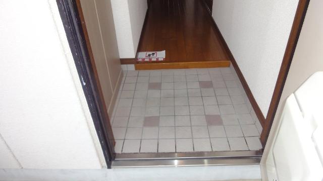 玄関　玄関（イメージ）