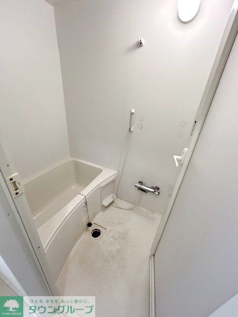バス・シャワールーム　※別部屋参考写真