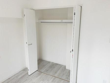 収納　写真は同タイプ住居です。