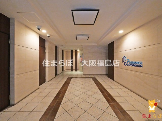 エントランス　共用部の印象も大切に
