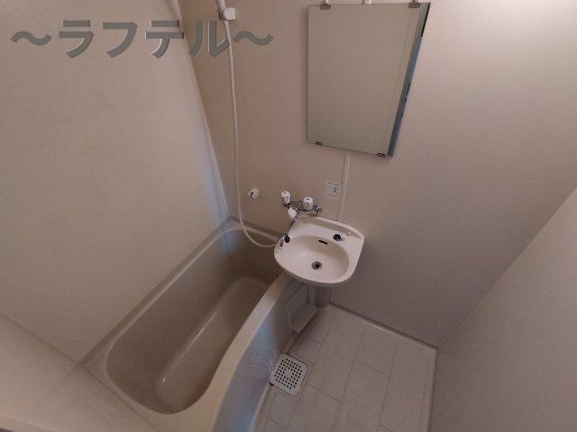バス・シャワールーム　別部屋イメージ写真