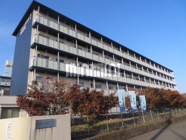 建物外観　重量感のある外観