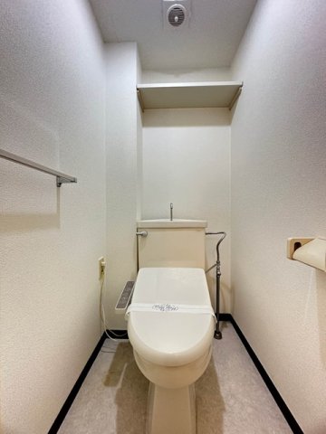 トイレ　※参考写真※トイレは温水洗浄便座付き♪人気のバストイレ別です