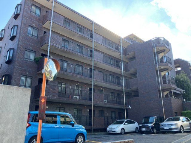建物外観　東急田園都市線「宮前平」駅まで徒歩6分！「鷺沼」駅も徒歩10