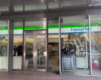 コンビニ　ファミリーマート大崎ブライトタワー店（コンビニ）まで223m
